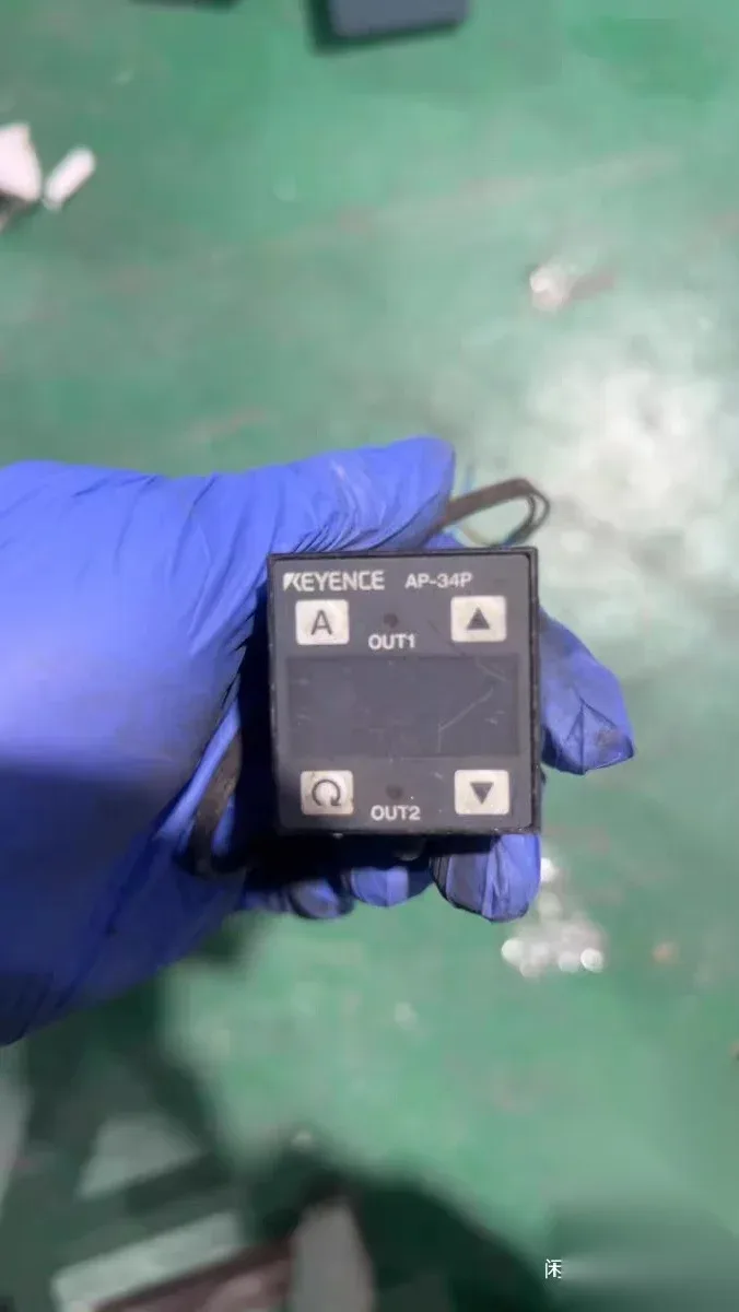 KEYENCE AP-34P Industrial Sensor product photo 1