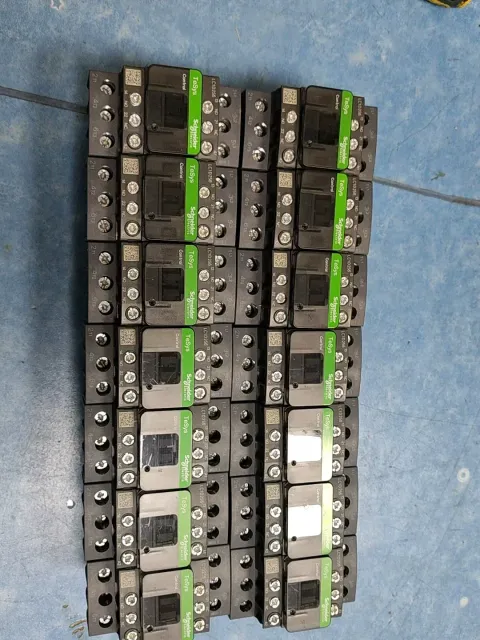 Schneider Electric LC1D256M7C Industrial Relay product photo 1
