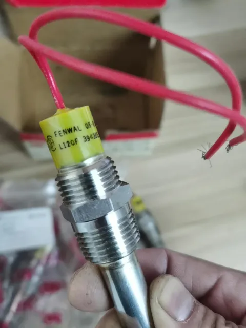Fenwal 39438536 Industrial Sensor product photo 3