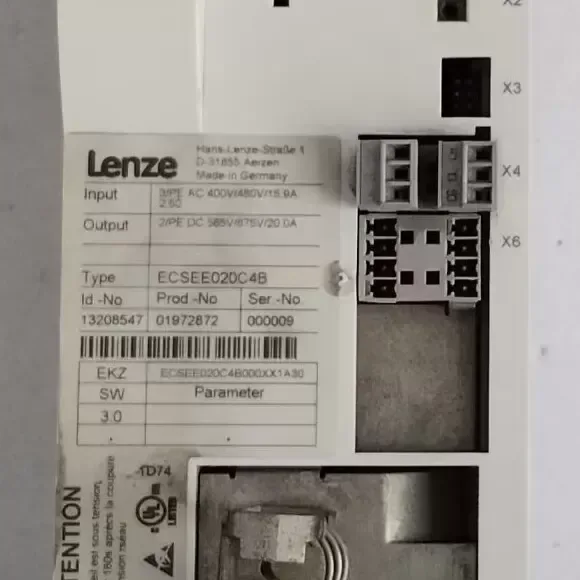 Lenze ECSEE020C4B / ECSEE020C4B000XX1A30 Motor & Drive Component product photo 1