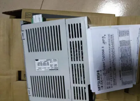 Mitsubishi Electric MR-J2S-100CP-S084 Motor & Drive Component product photo 2