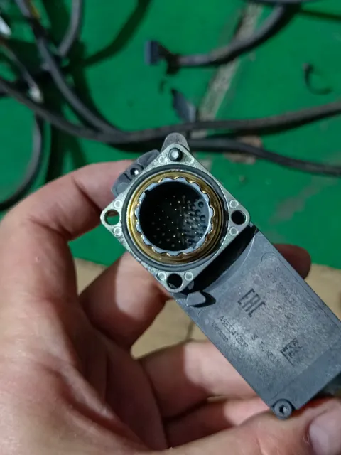 Siemens 519 30040 21 / A5E33412837 Industrial Sensor — product photo 16 of 26