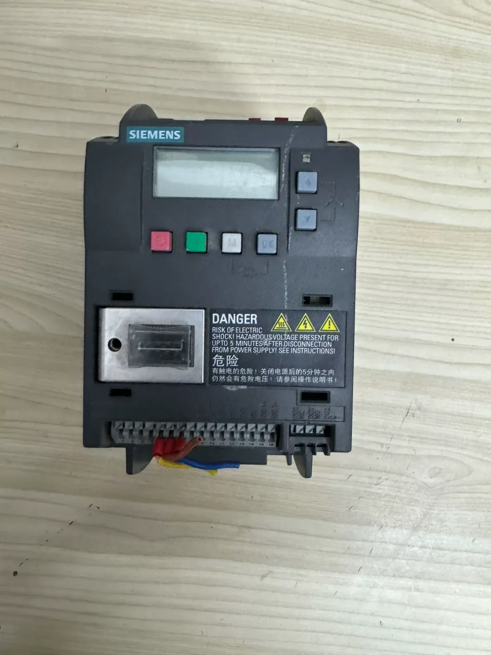 Siemens 6SL3210-5BE22-2UV0 Industrial Automation Component product photo 1