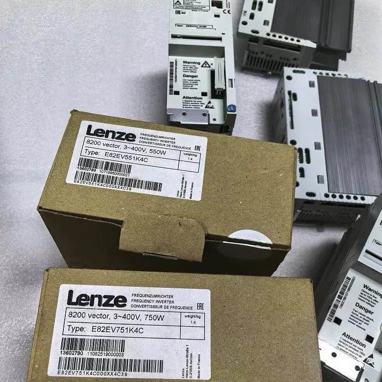 Lenze E82EV751K4C / E82EV551K4C Industrial Automation Component product photo 1