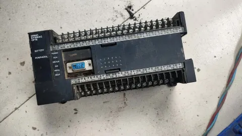 OMRON CP1E-N60DR-A PLC Module — product photo 17 of 18