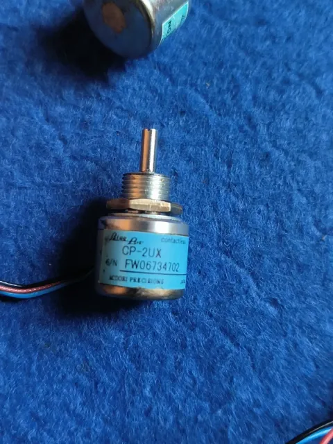 MIDORI PRECISIONS CP-2UX Industrial Sensor product photo 2