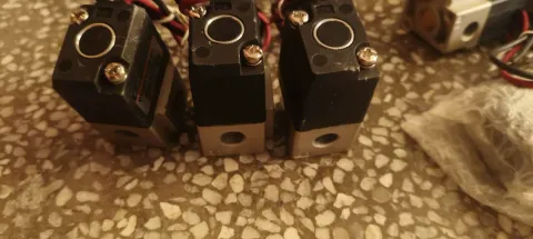 SMC VT307V-5G-01 Industrial Automation Component — product photo 21 of 21