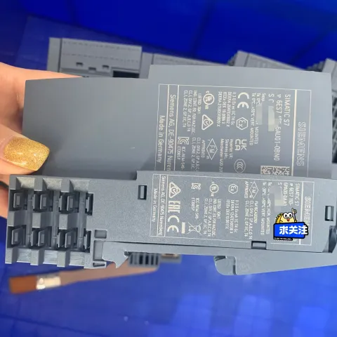 Siemens 6ES7155-6AU01-0BN0 I/O Module product photo 1