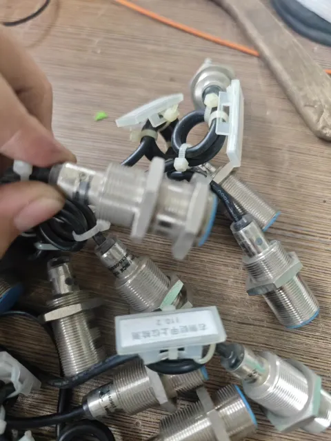 SICK IME18-08BPSZW2K / 1040967 Industrial Sensor product photo 2