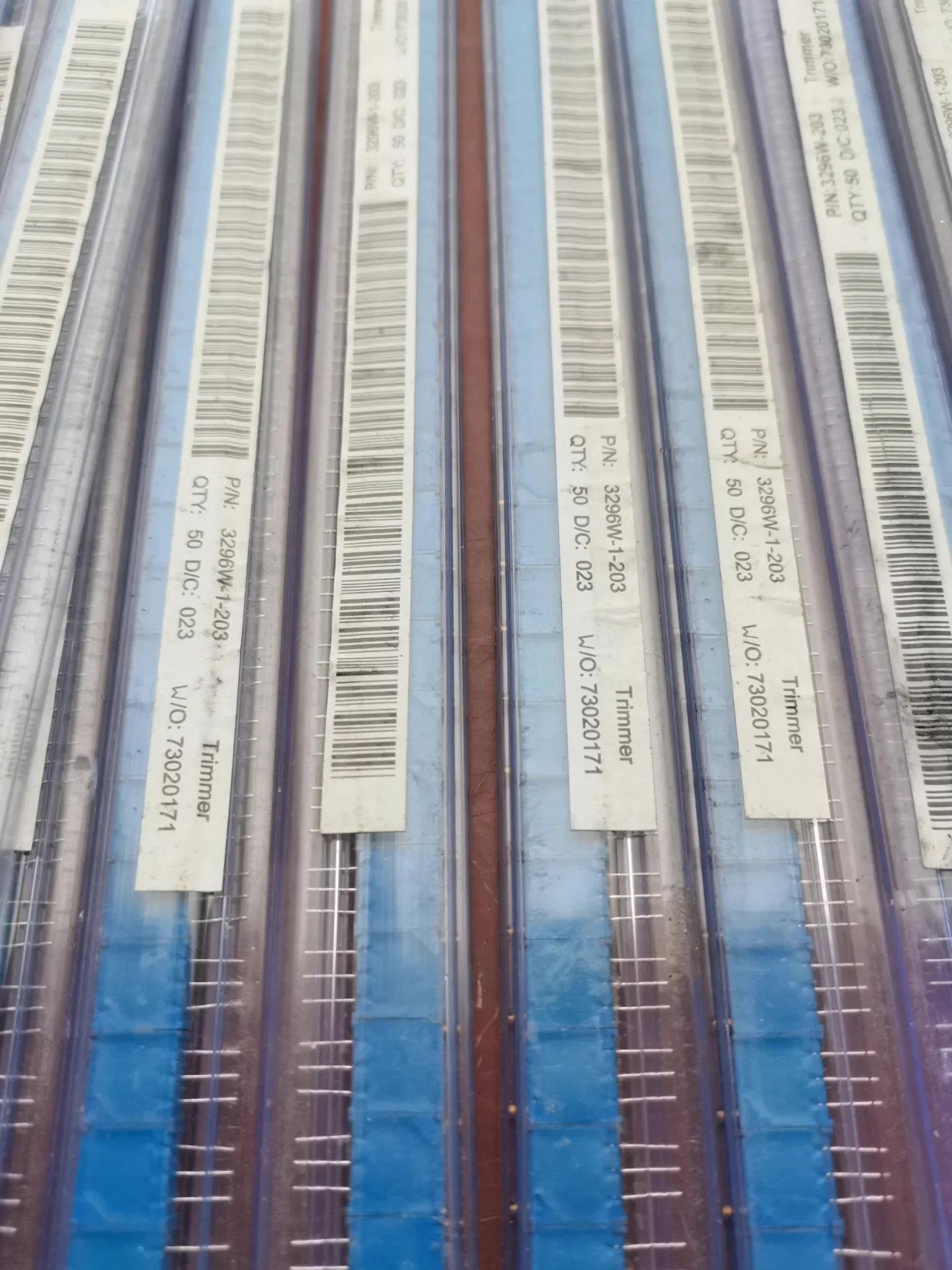 Bourns 3296W-1-203 Industrial Automation Component product photo 1