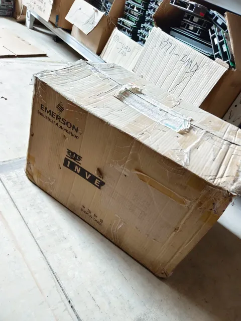 Emerson EV2000-4T0150G/0185P Motor & Drive Component — product photo 4 of 11