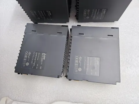 Mitsubishi Electric Q173DCPU Industrial Control Board — product photo 5 of 31
