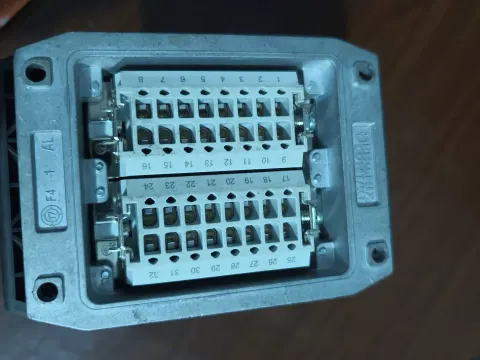 Phoenix Contact HC-B 16-I-UT-F-32 Industrial Automation Component product photo 4