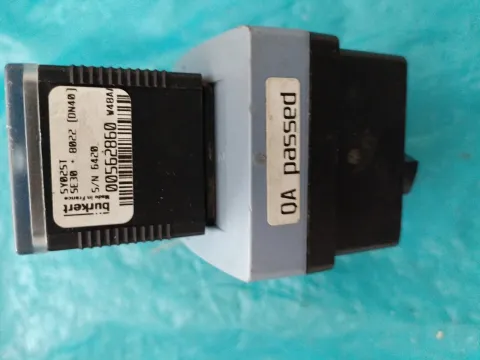 Bürkert SE30 + 8022 [DN40] Industrial Sensor product photo 1