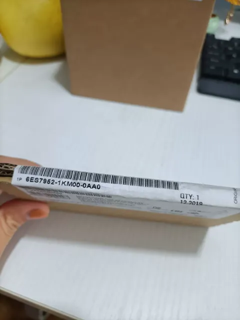Siemens 6ES7952-1KM00-0AA0 Industrial Automation Component product photo 1