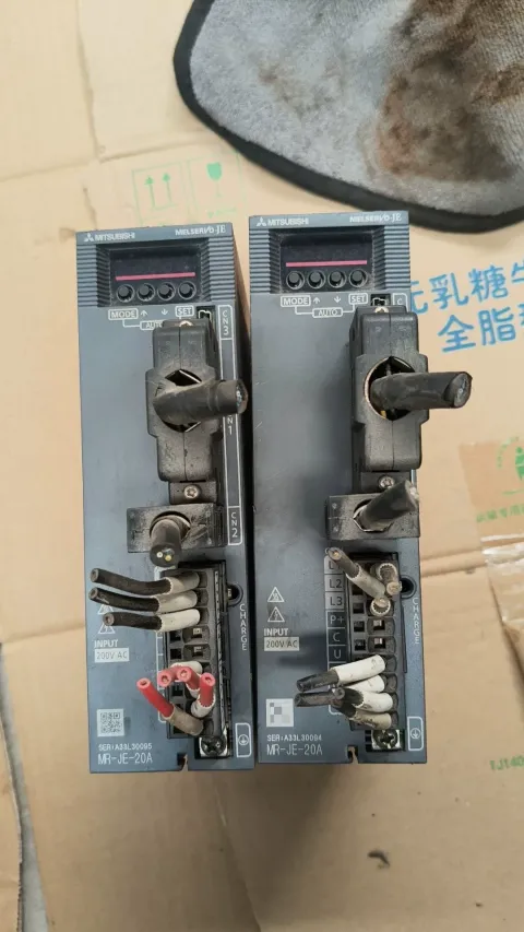 Mitsubishi Electric MR-JE-20A Motor & Drive Component product photo 2