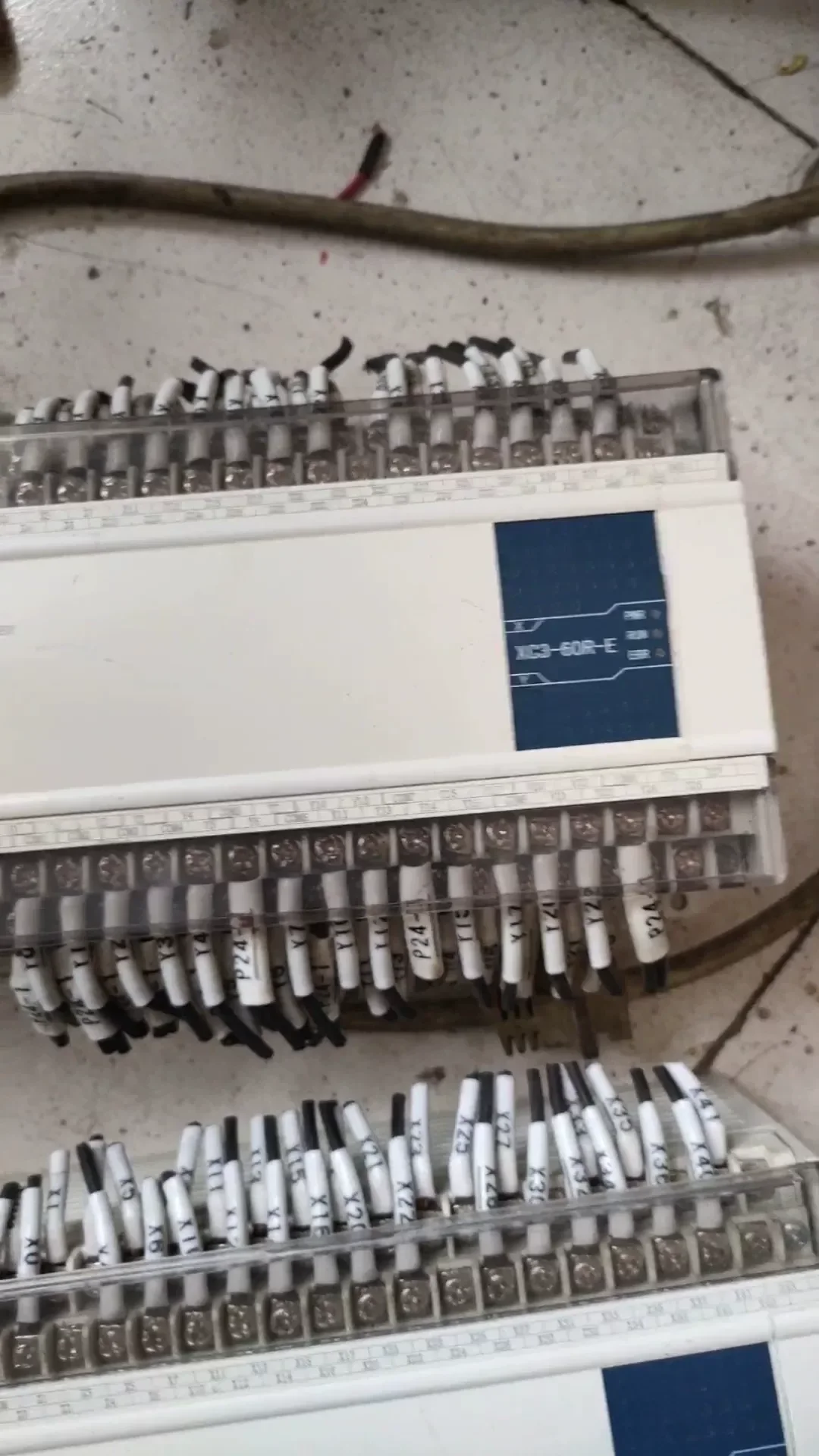 XINJE XC3-60R-E V3.3 PLC Module product photo 1
