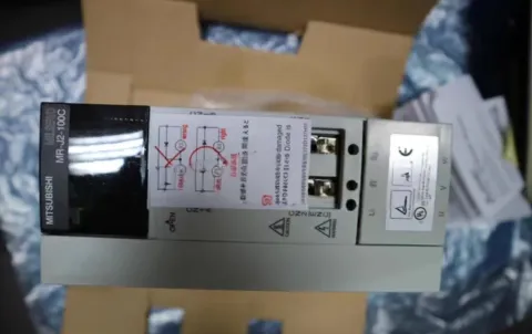 Mitsubishi Electric MR-J2-10C / MR-J3-40A Motor & Drive Component product photo 2