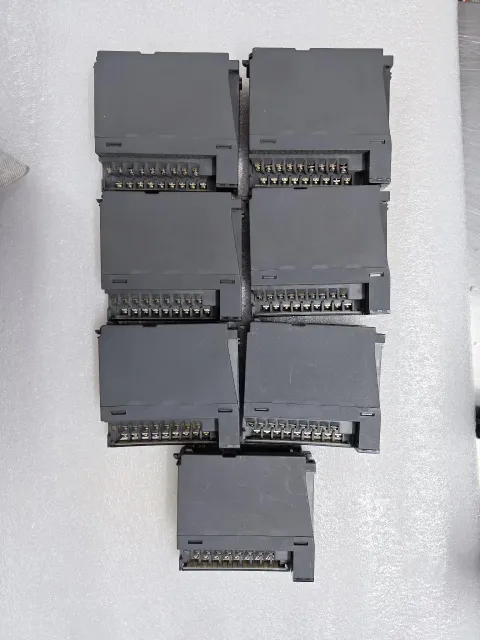 Mitsubishi Electric QY10 PLC Module — product photo 12 of 19