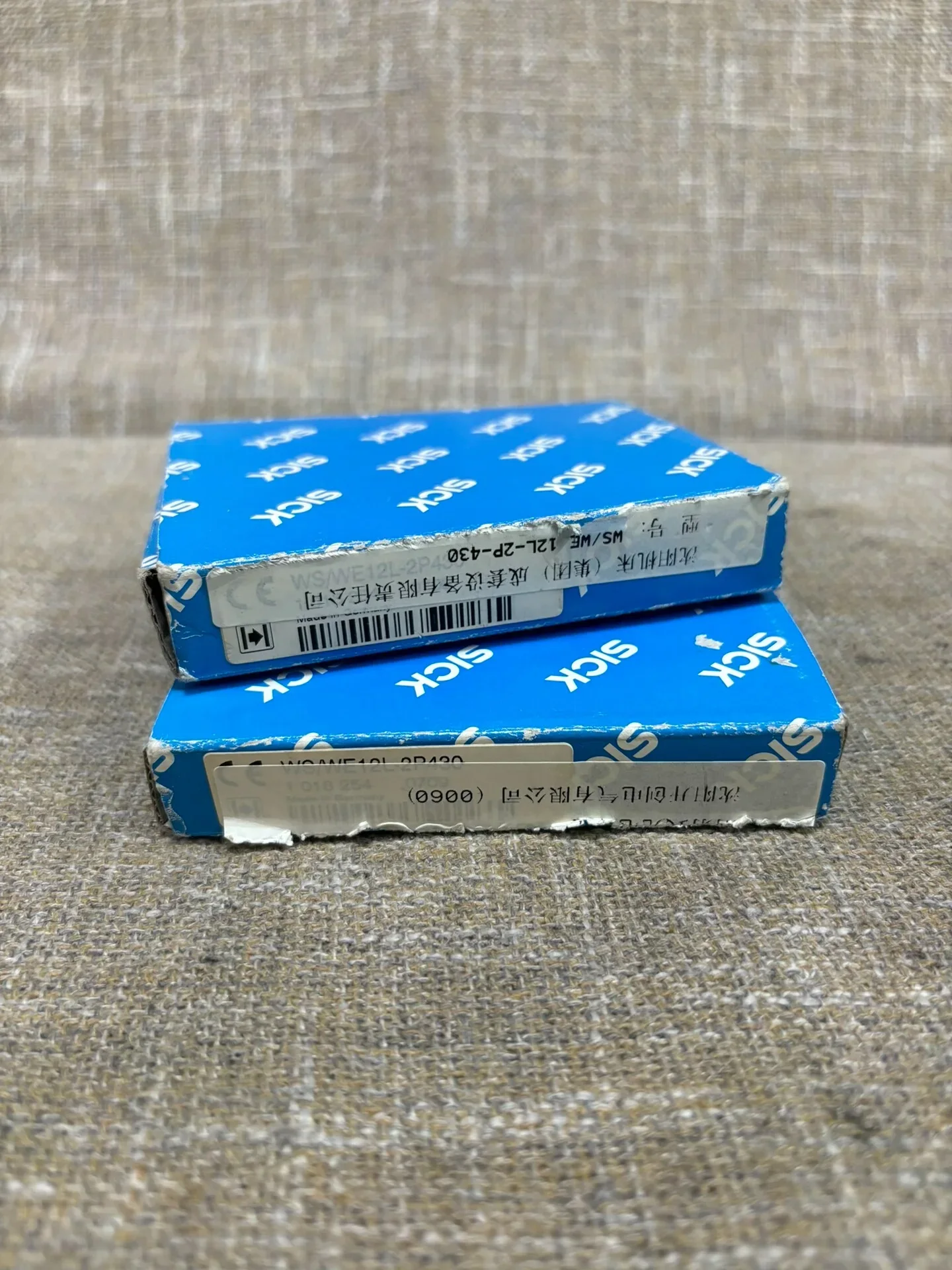 SICK WE12L-2P430 / 2021726 Industrial Sensor product photo 1