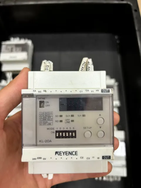 KEYENCE KL-16BX; KL-2DA; KL-4AD; KL-16BR; KL-16BT PLC Module product photo 3