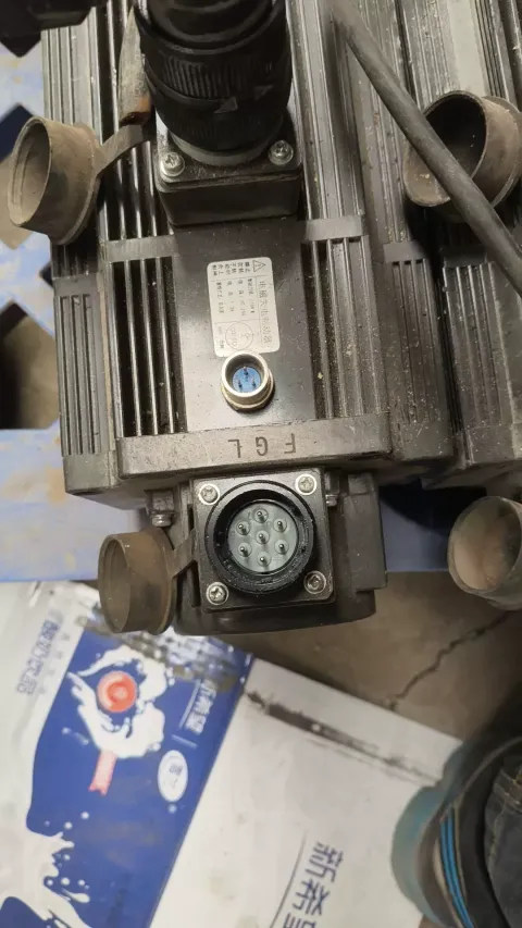 White Label KMZ130-15015E2-BOK Motor & Drive Component product photo 8