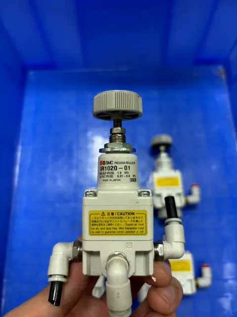 SMC IR1020-01 / IR1000-N01 Industrial Automation Component product photo 2