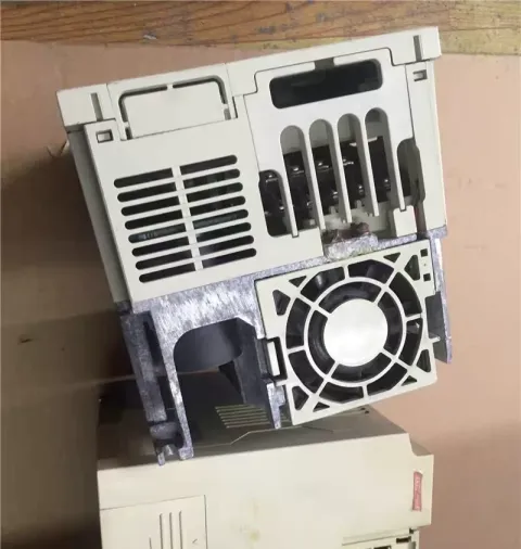 Mitsubishi Electric FR-E540-2.2K Motor & Drive Component — product photo 4 of 4