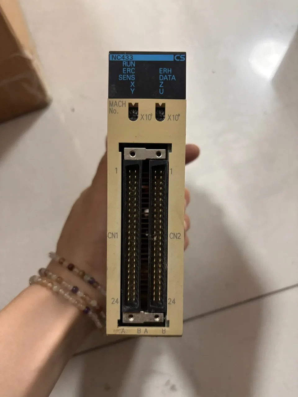 Omron CS1W-NC433 Industrial Control Board product photo 1
