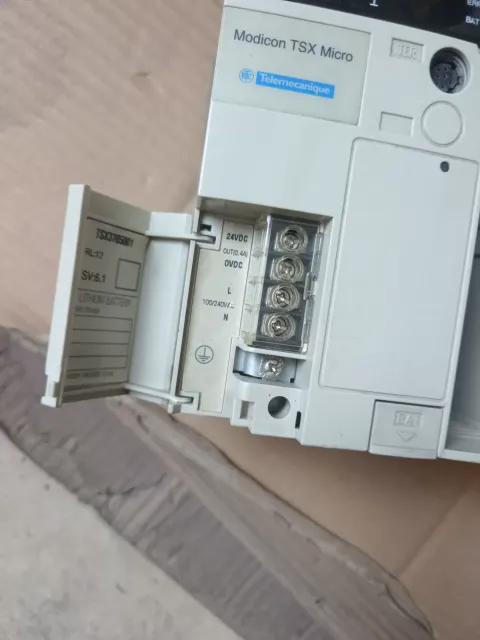 Schneider Electric / Telemecanique TSX3705001 PLC Module product photo 8