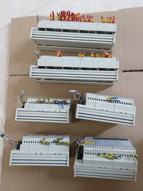 Schneider Electric ABE7H16R11 I/O Module product photo 4