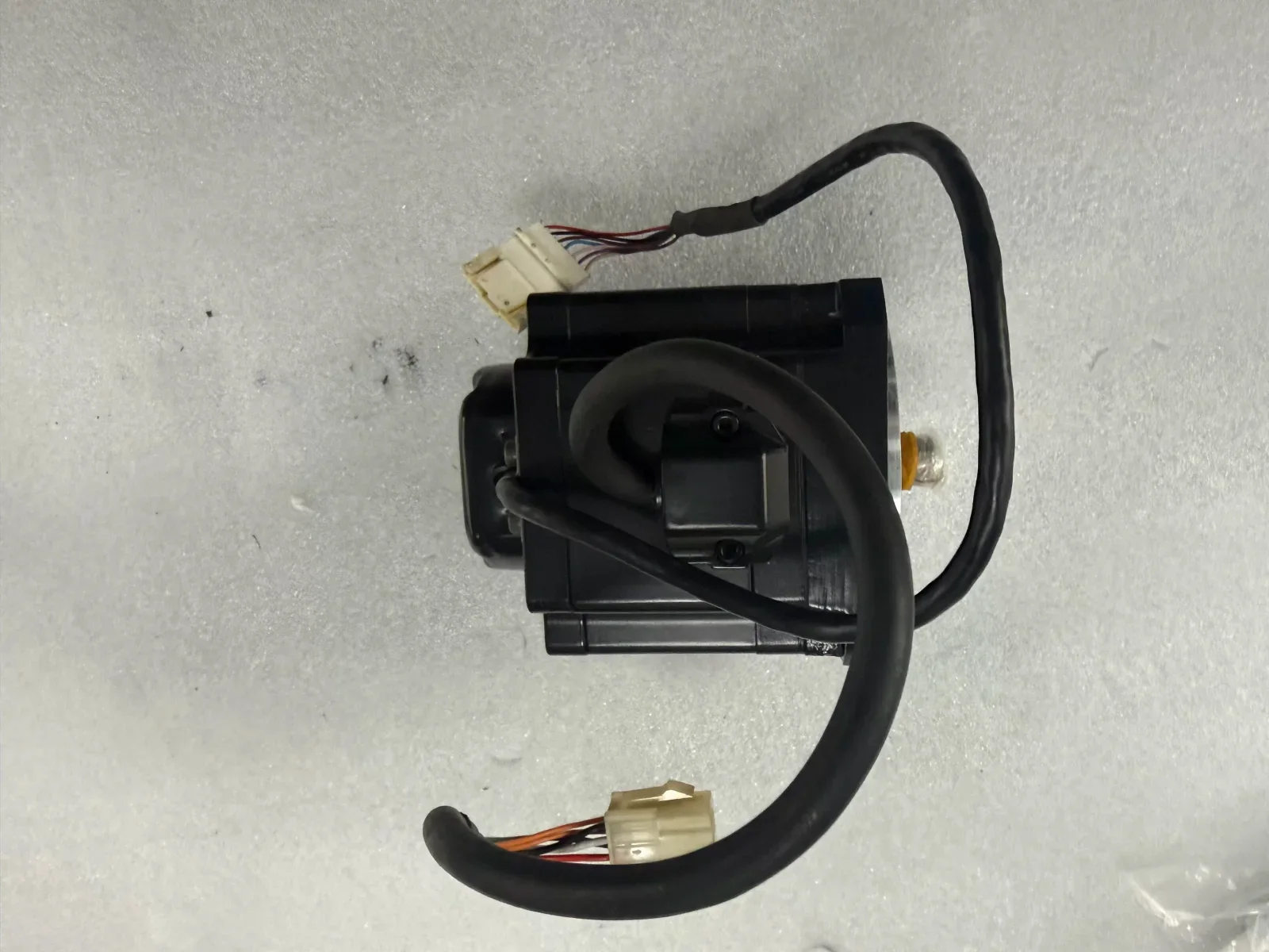 DAIHEN / SANYO DENKI P30B08010DBPD3 Motor & Drive Component product photo 1