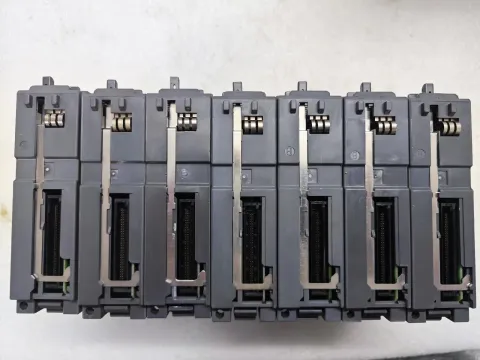 Mitsubishi Electric QY42P PLC Module — product photo 59 of 62