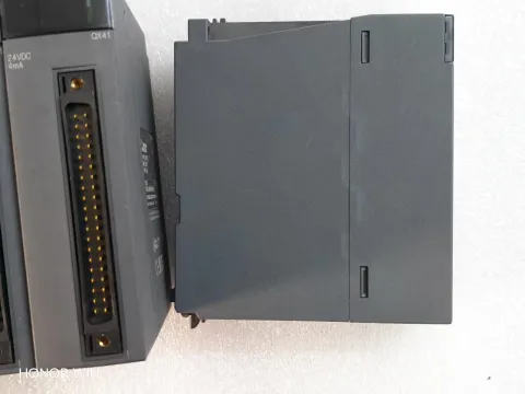 Mitsubishi Electric QX41 PLC Module — product photo 33 of 34